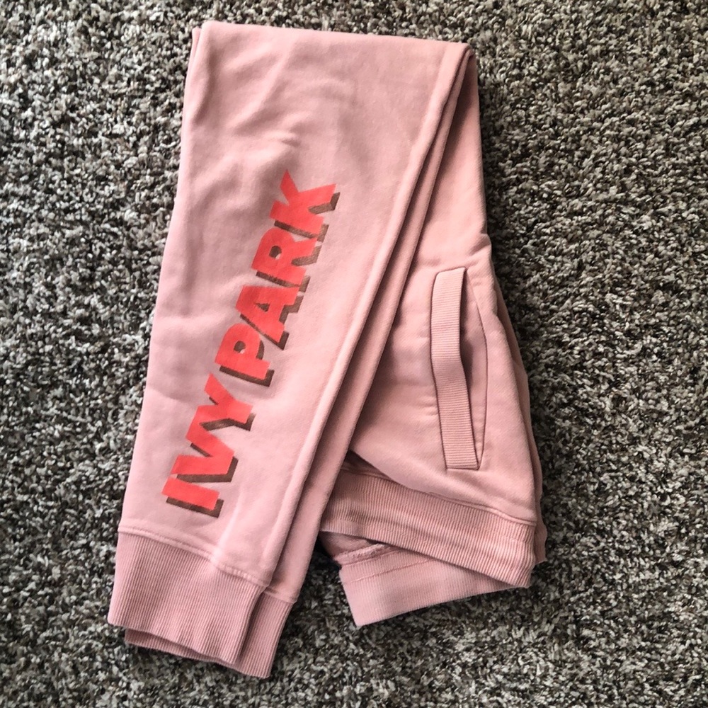 IVY PARK JOGGERS